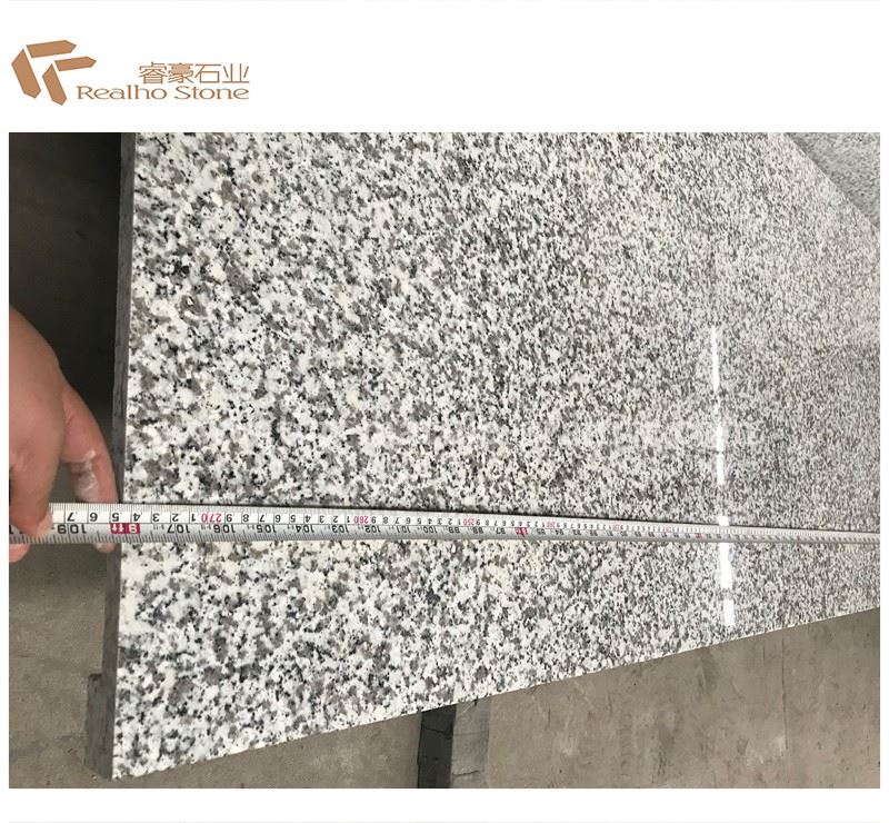 white granite worktops