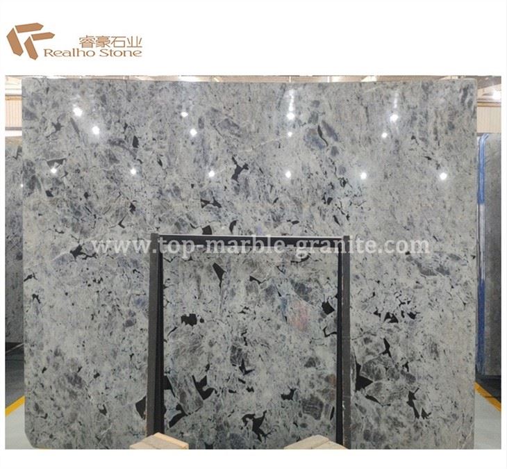 white granite counters